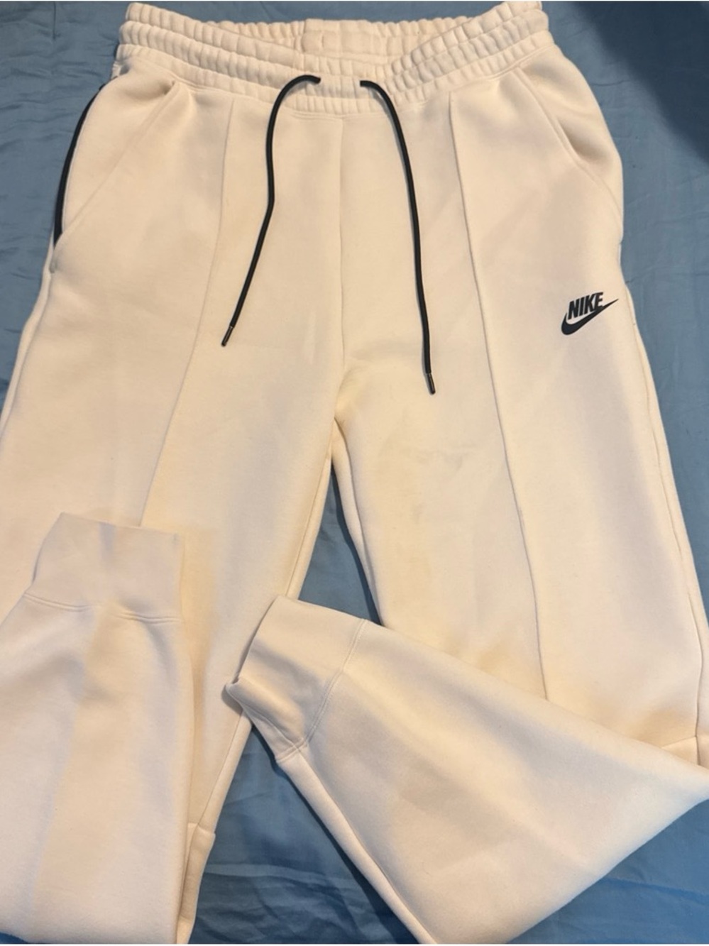 Nike tech gear Cream/Off-White Fleece Joggers with Black Drawcord